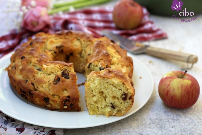 Ciambellone Rustico Della Nonna Con Mele E Uvetta Cibo Che Passione