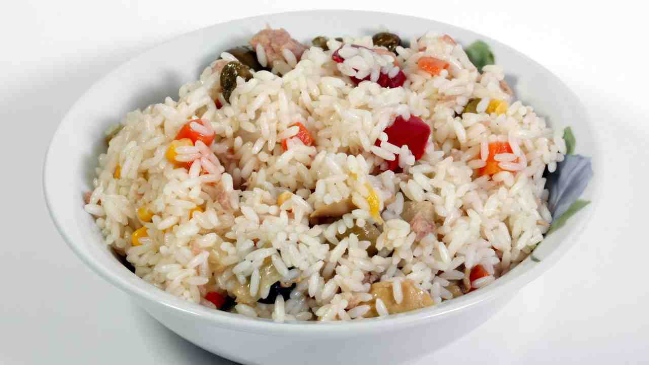 Insalata di riso alla vecchia maniera - cibochepassioneblog.it