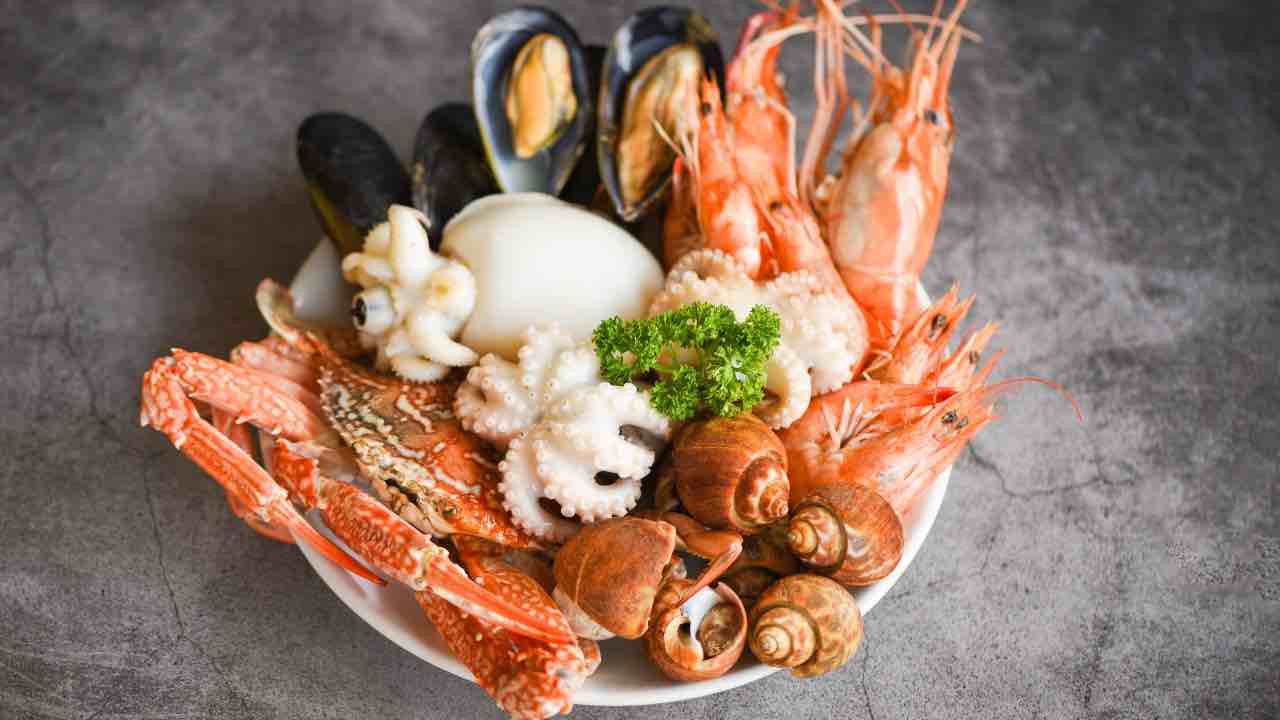 Come capire se i frutti di mare sono freschi